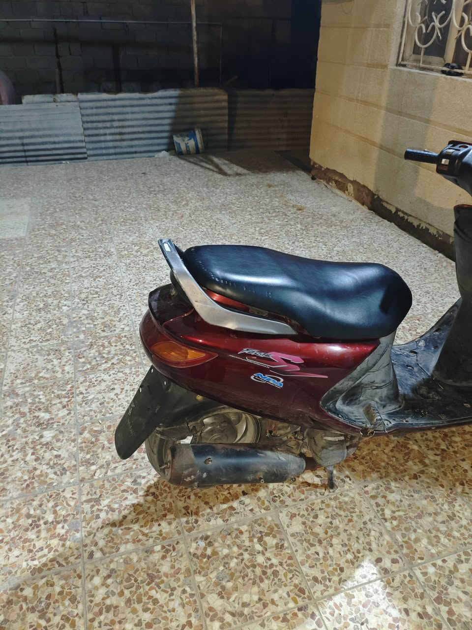السلام عليكم دراجة فراشة كفالة عامة بالة السعر 700 وبيهه مجال العنوان بصرة گرمة علي الرقم *********** بعدهي جديدة هنا بصورة ما واضحة

