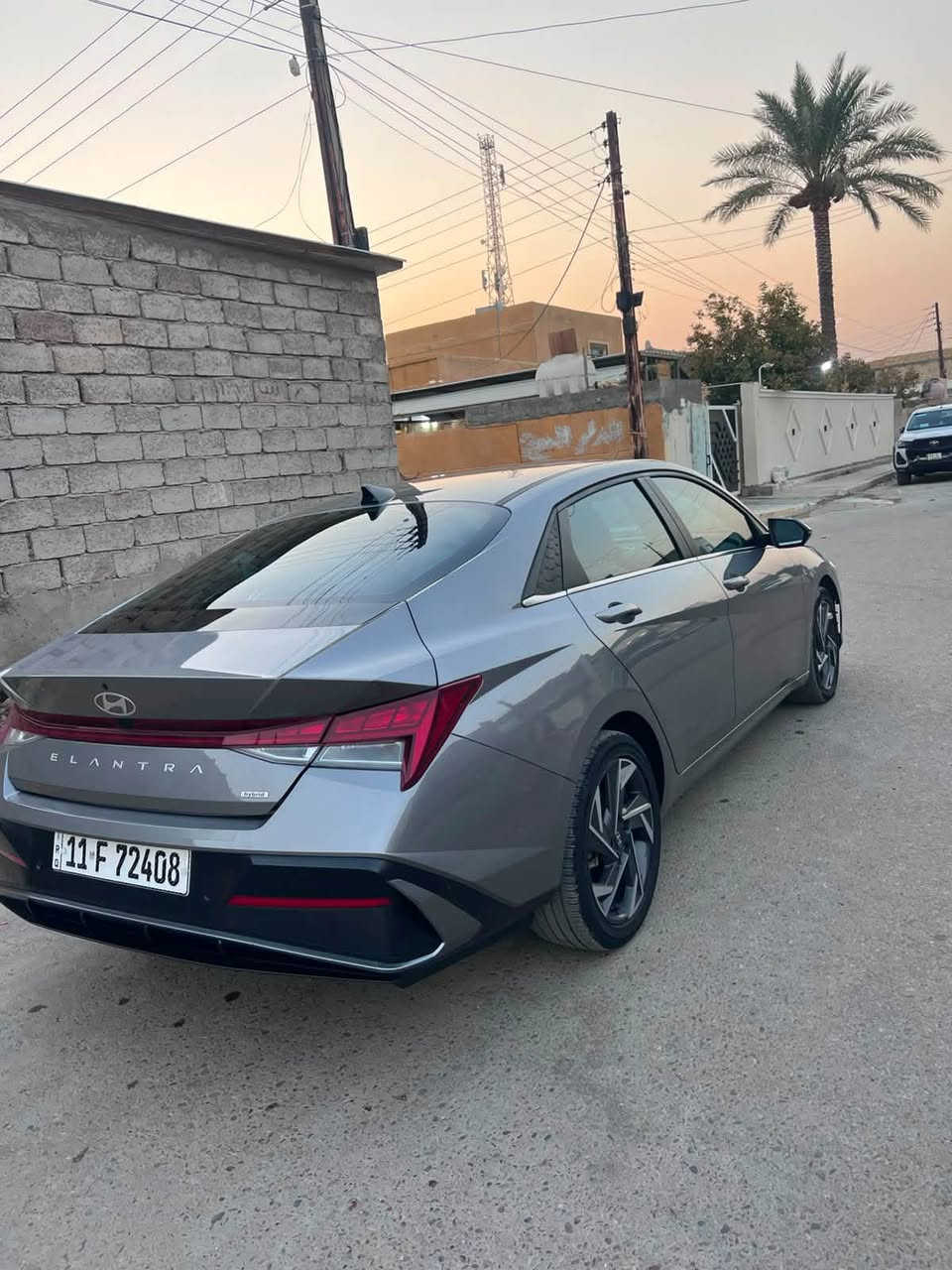 السلام عليكم
النترا وارد موديل ٢٠٢٤ فول موصفات 
هايبرد للبيع السعر ١٥٠
***********
