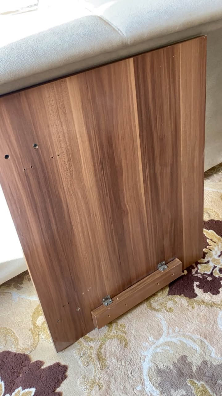 🪞 مرايا للبيع 🪞
مرايا عدد 2، نظيفة وحالتها جيدة جدًا ✨
مناسبة للغرف أو الصالات.
💰 السعر :25

📞:***********
