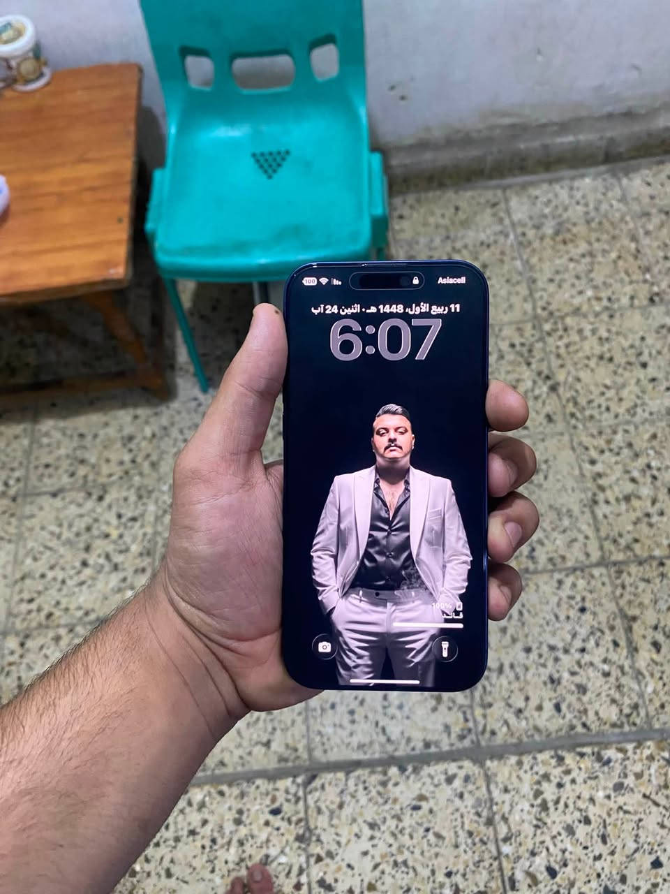 ايفون 17 برو ماكس لون نيلي ضمان ماستر سنتين مو سنه مشحون 62 ذاكرته 256 كارتونته موجوده كيبله بعده ممفتوح اي خدش مابي نضيف كلش اخو الجديد قيم واخذ بل يرضي الله مكاني بغداد الدوره *********** واتساب فقط
