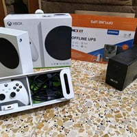🎮 للبيع Xbox Series S بحالة ممتازة 🎮 أعرض للبيع جهاز Xbox Series S الأ...