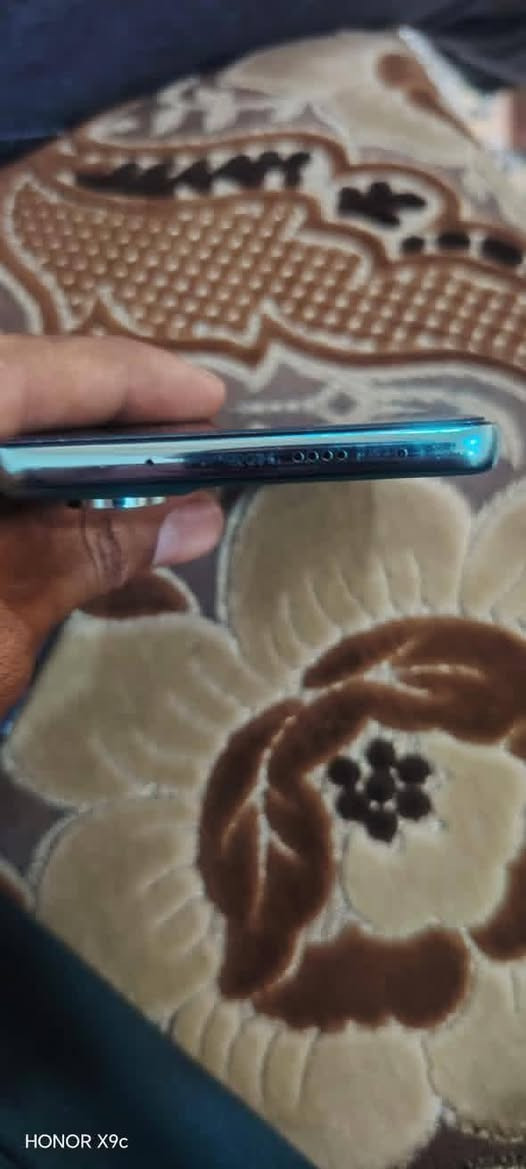 سلام عليكم جهاز تكنو TECNO CAMON 40 نضافه 97من ميه جهاز مكفول من كلشي صيانه ماداخل السعر 300 الاستفسار اتصل ***********

نص مكتوب في الصور:
- HONOR X9c