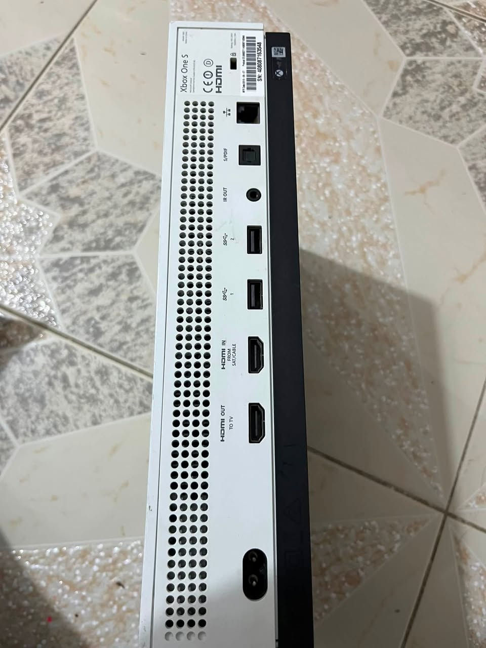 اكس بوكس ون اس واحد تيره 1T لوك ستيكر مع جوستكين ملاحضه بدون حساب سعره 195 وبي مجال *********** واتساب
