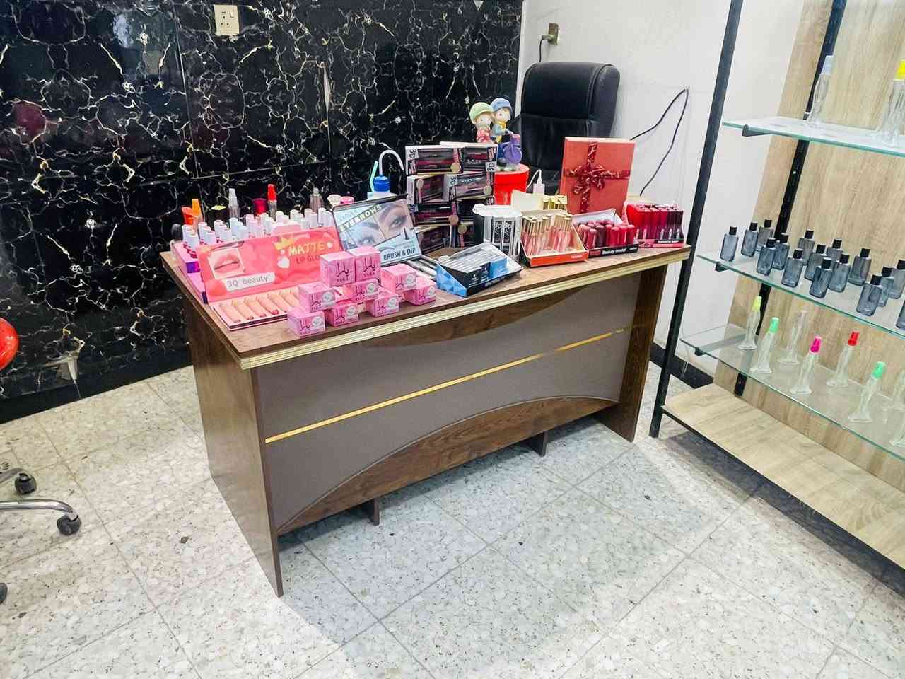 للبيع
***********
