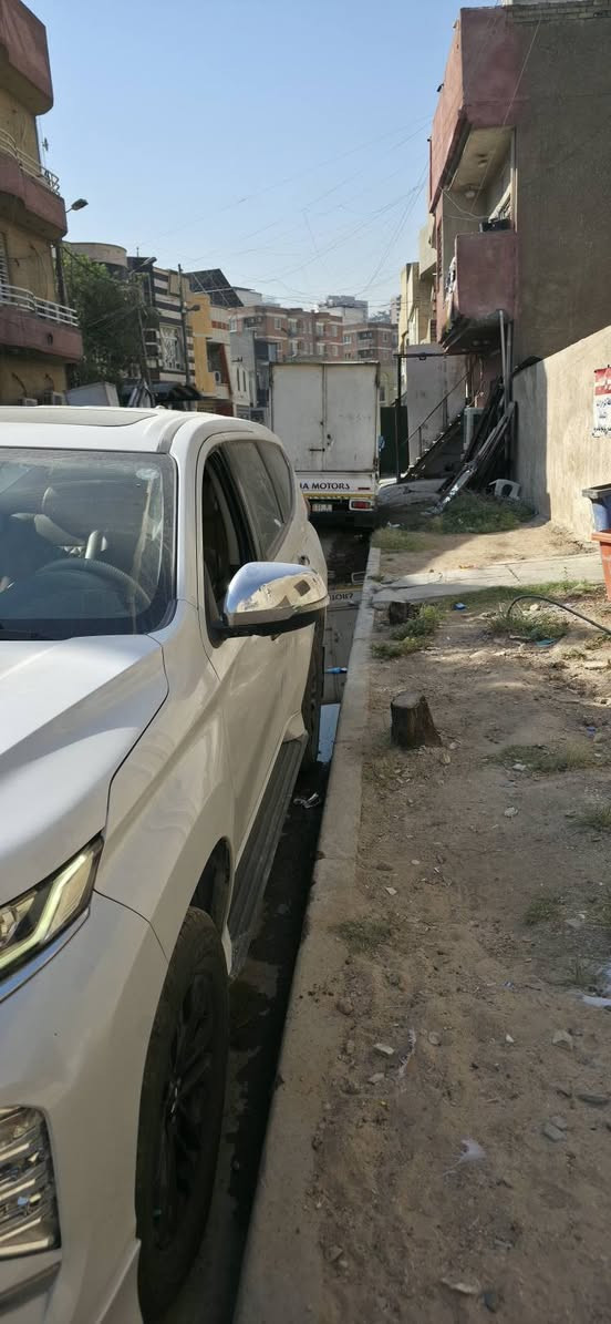 *موديل 2020
*ماشيه 80الف كم

*محرك 6 سلندر

*حجم المحرك: 3000cc

*بصمة تشغيل وابواب

*مري شفط مع اشاره بالمري

*لايت نهاري LED

*لايت امامي +بلاجكتور زينون

*حساسات امامي خلفي

*شاشة كبيرة امامية وكاميرا

*دبل اكس فور ويل درايف

*كشنات جلد قرميدي

*ويل كب 18

*هاند بريك كهربائي

*نظام اوتو هولد

*نظام مساعدة على نزول المنحدرات

*ماوس تحكم بالدفع الرباعي

*تبريد مركزي 3 قطع

*7 راكب

*كير شفتات للقيادة الرياضية

*فتحة سلايد

*كير 8 نمر 

*منافذ كهربائية 220 فولط

*شاشة ابل كار بلي

السونر مرفق مع الصور السيارة كلش جديده 
🔴السعر  195وبيها مجال 

📍بغداد الكاظمية 
 
***********
