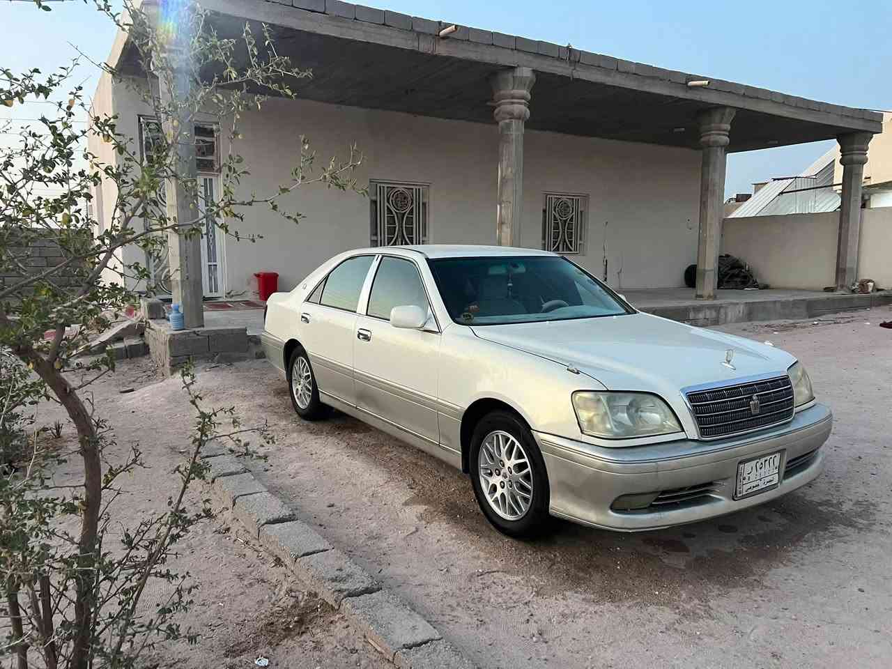 مديل ٢٠٠١ • رقم بصره • دكمتين