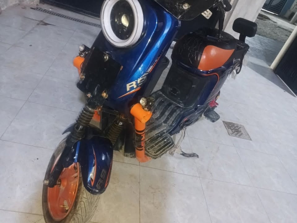 R9
للبيع دراجه نضيفه السعر350غير قابلل للتفاوض

الشرايي يتصل 

***********
