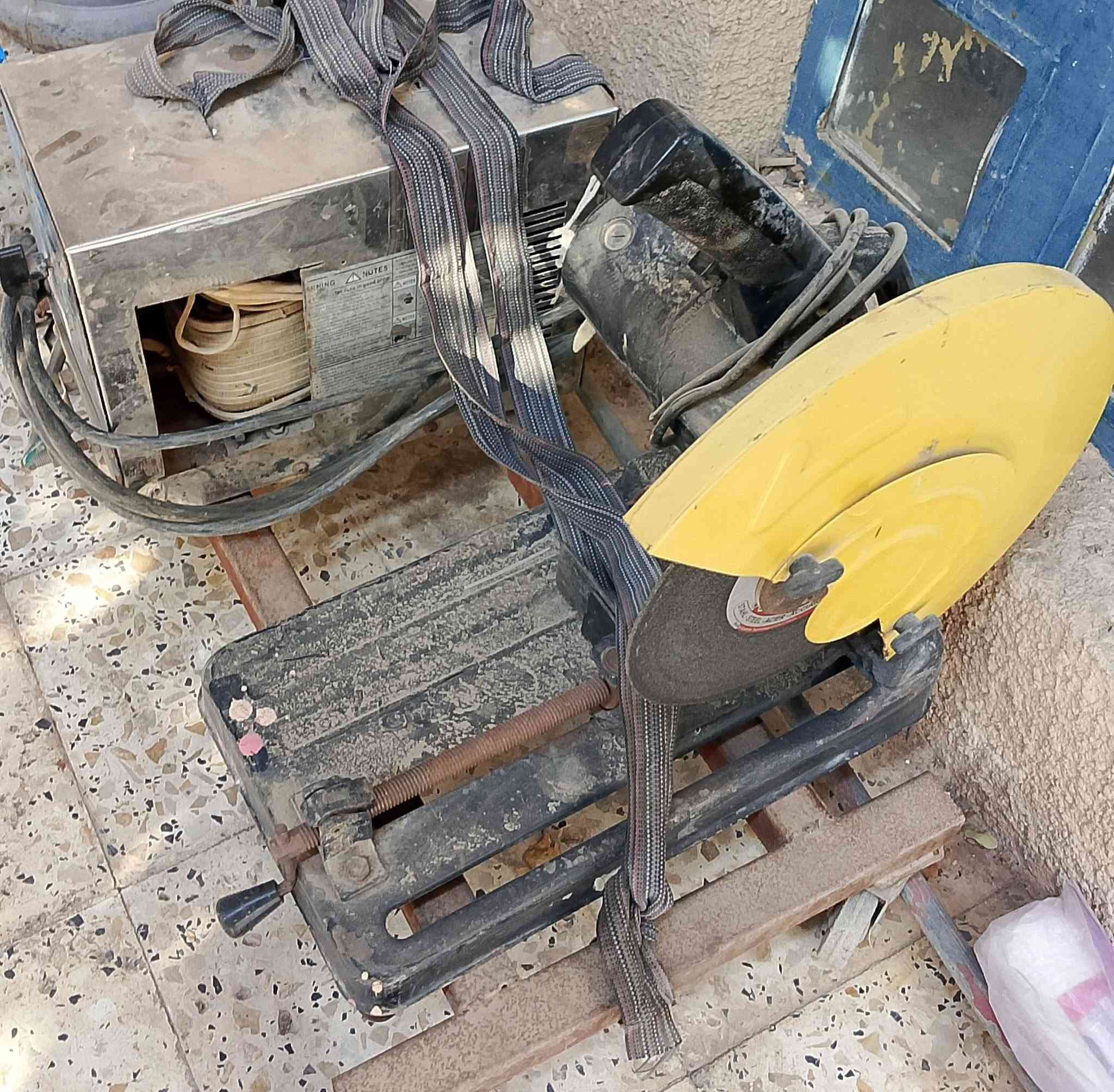 مكينه لحيم فول
كتر استعمال منزلي يعني ما متعوبات
الرحمة الشارع العام ***********
