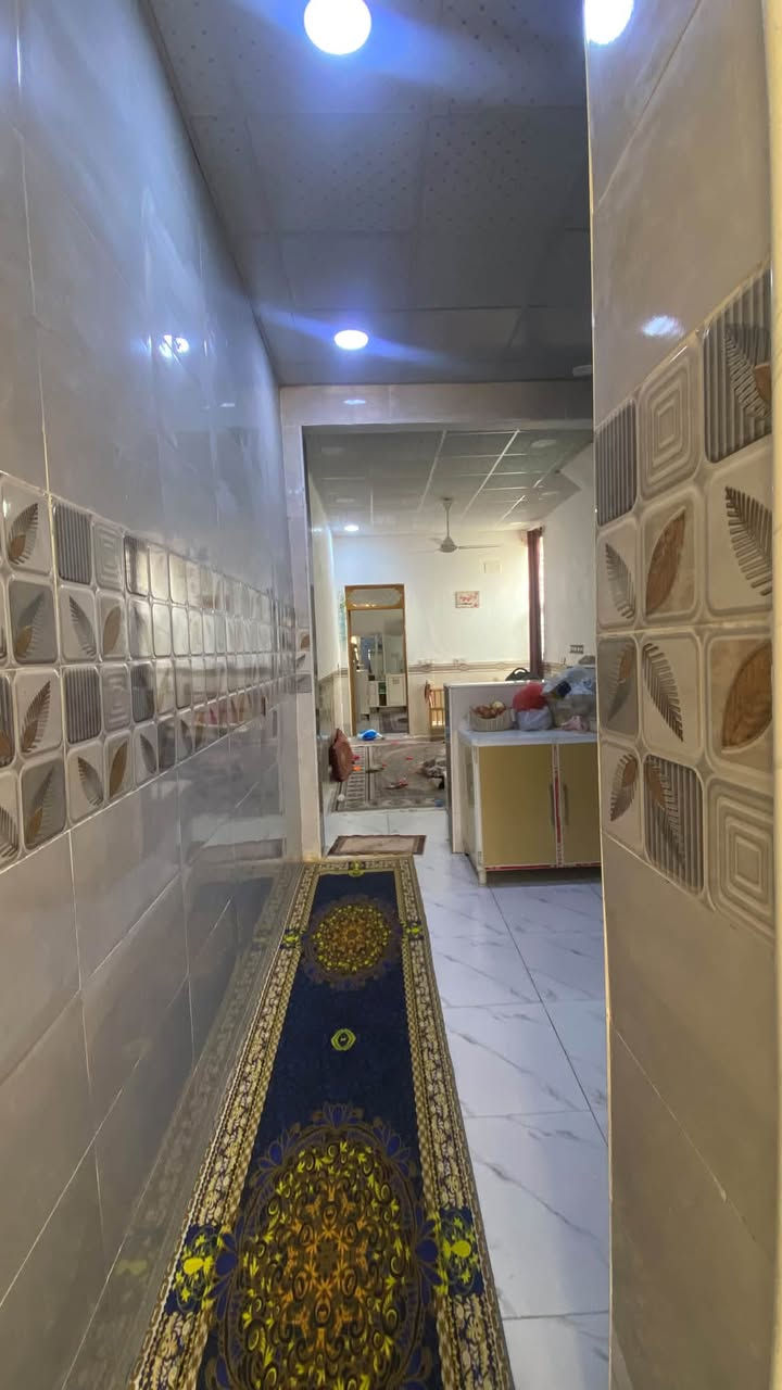 اللهم صلِ على محمد وآل محمد

قال رسولُ الله ﷺ:

«مَن كانَ يُؤمِنُ باللهِ واليومِ الآخرِ فَلْيَقُلْ خيرًا أو لِيَصْمُتْ

دار للبيع طابو زراعي المساحة 100متر

مشمول بالتطويب ان شاء الله كامل خدمات

شوارع تبليط مي وكهرباء

قريب ع الشارع العام وموقف الكيات

قريب على السوك والمدارس

منطقة راقية ومقسمة تقسيم هندسي

جيران ذهب واغلبها موضفين بالدولة

البيت موقعة تجاري وبناء جديد غير مسكون تسليم مفتاح

السعر 47مليون مع المجال

البيت ينباع نقد فقط ميرهم لا ايجار ولا اقصاد ولا رهن

الموقع شارع المطار عمود 250 مقابل حي العسكري

قبل قرية الغدير قرب مدارس در النجف الأهليه

للأستفسار *********** متوفر واتساب
