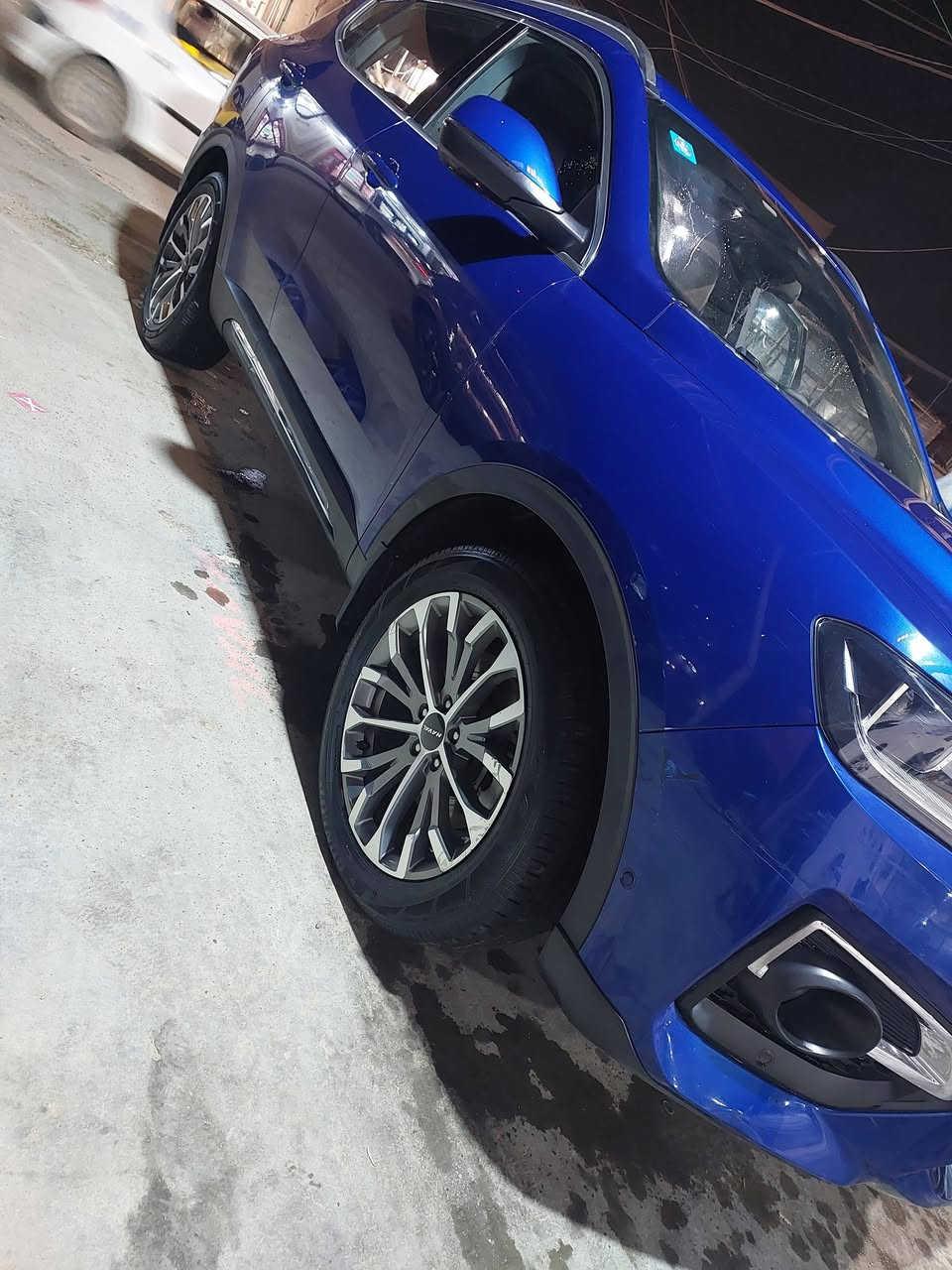 السلام عليكم هافال H6موديل 2019 دعجة خفيفة بالجنطة جهة اليسار و بالجاملخ الأيمن الخلفي وبيهة( رجة ) درايم شفت ايمن يحتاج تبديل السيارة باسمي رقم بغداد  الإنكليزي سنوية 2030 السعر 135 وبيهة مجال رقم تليفون ***********
