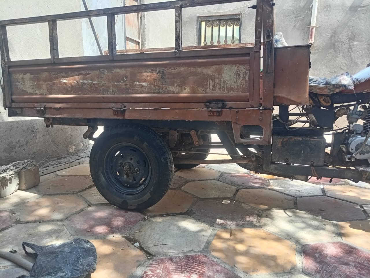 ستوته ام تي ار للبيع بدون أوراق مكينه شغاله وناعمه
تايرات جدد سعر ٦٠٠ وبيها مجال مكاني ناصريه مركز
وهذا رقمي  ***********
