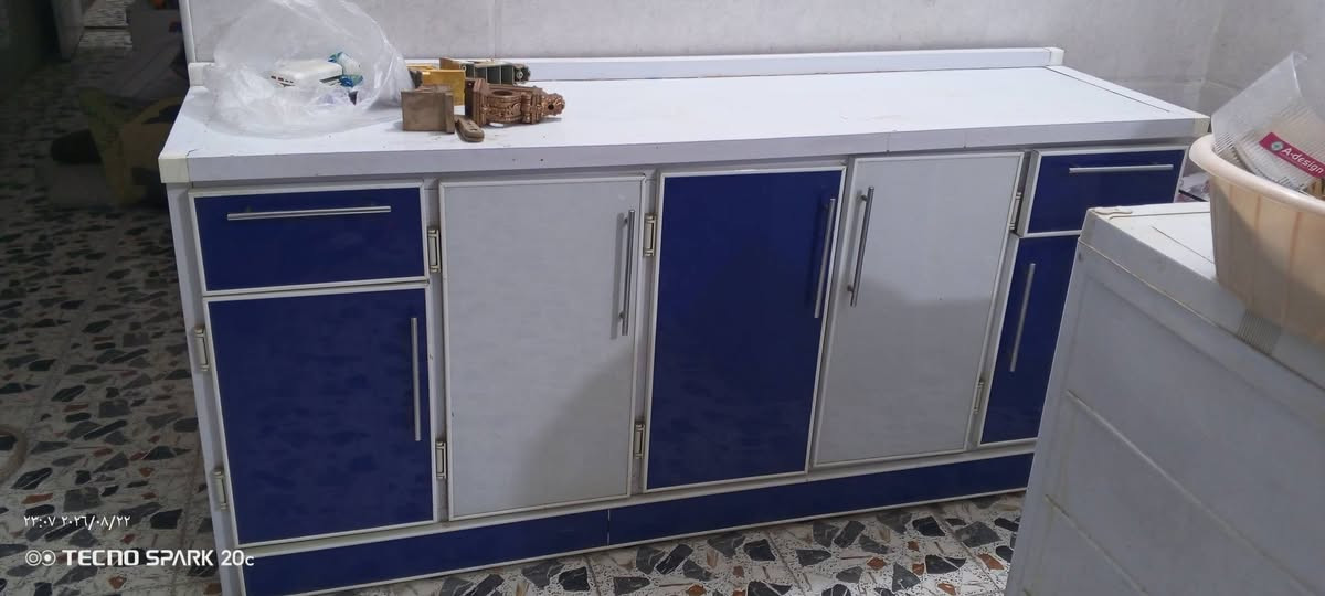 السلام عليكم هذا كاونترات توب جديدات ما ل تفضال والله سويتهن مراده صديق تكمله بس ما عندي مكان الهند تعال وشوف المكان والكاونترات والله مال بيت وعافيه إلى ياخذهن عمر قويات تعال وقرر هسه جي المره وتقدرهن اهلا وسهلا  اني بضباط مقابل وشه ابو علي الشمري ابدا ما تيه تلفوني ***********  وآسيا بي واتساب0772846474 ابو علي
