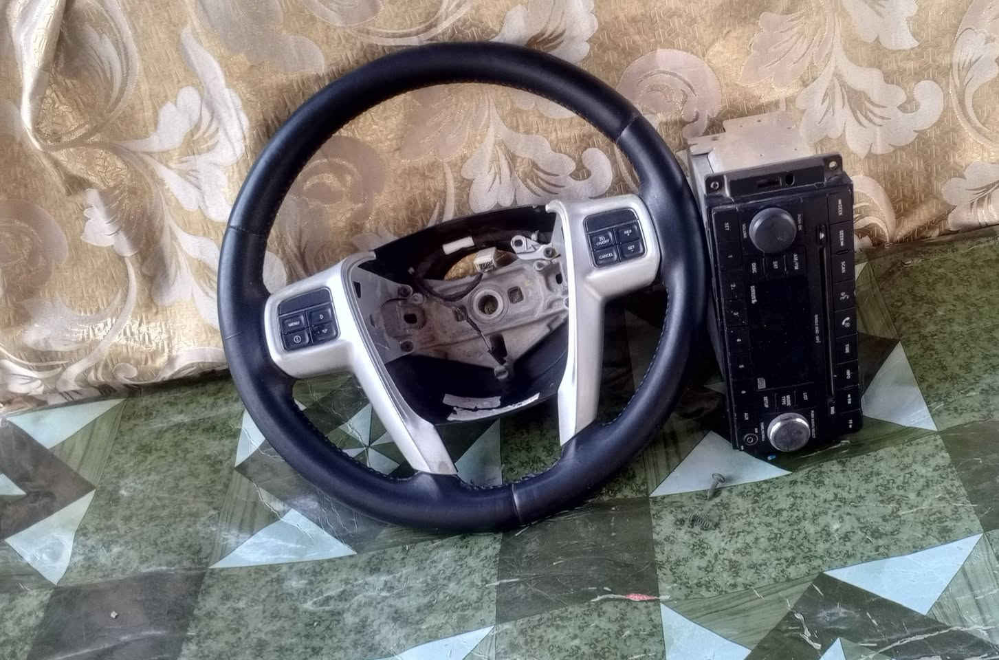 بطانه • بيبان اربعه • سي ٢٠٠ ٢٠١٣