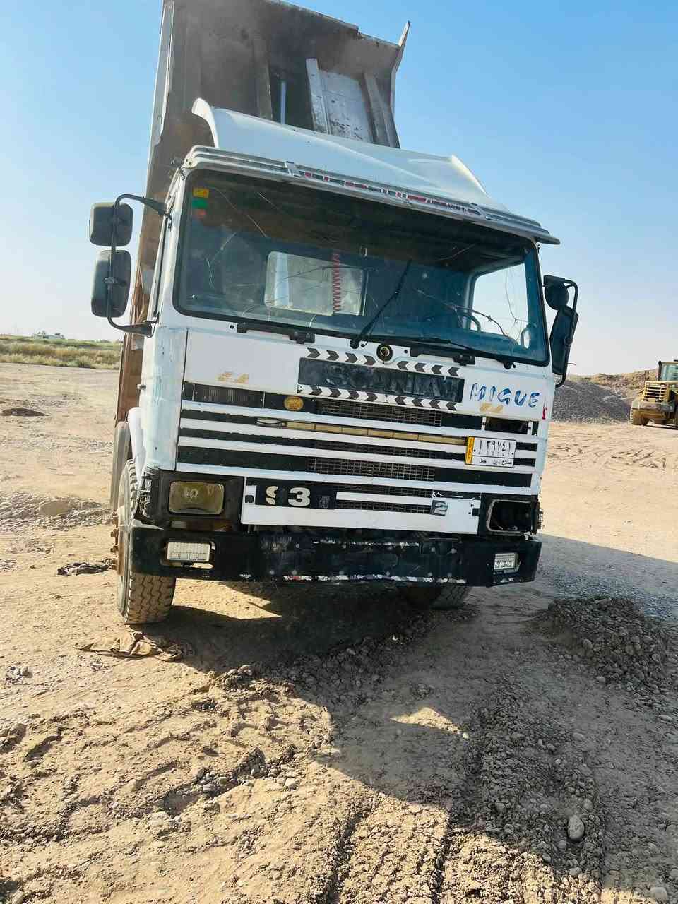 السلام عليكم قلاب للبيع سكانيه فطيمه تك السياره جاهزه للشغل ما عايزه كلشي تايرات جدد محرك شرط كير شرط اكسل شرط السعر115 بيه مجال الرقم/ ***********
