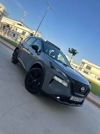 نيسان روج • ٢٠٢١ • ٤ سلندر