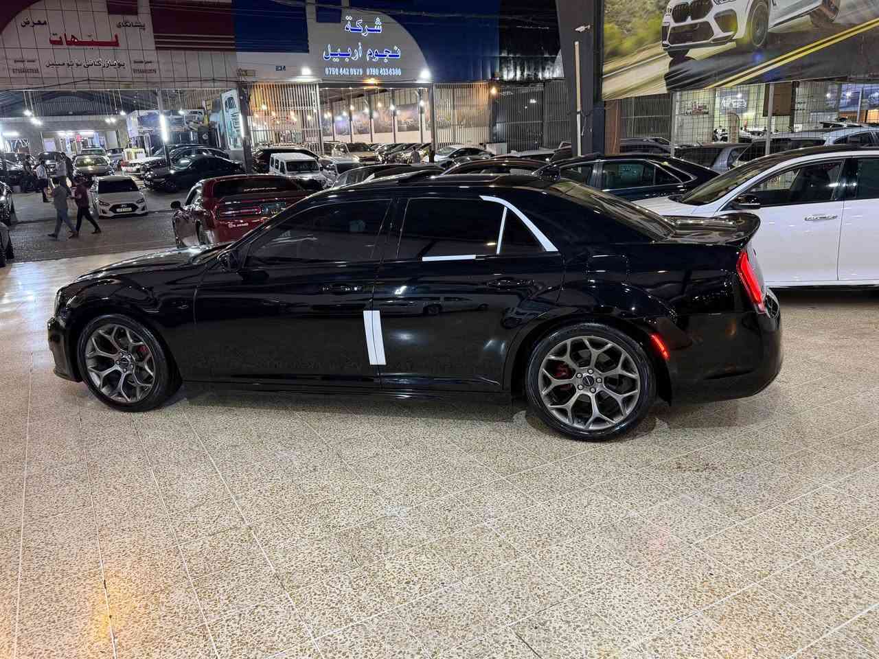كرايسلر 300 • بدون تبديل • ٩٩٠٠٠ ميل