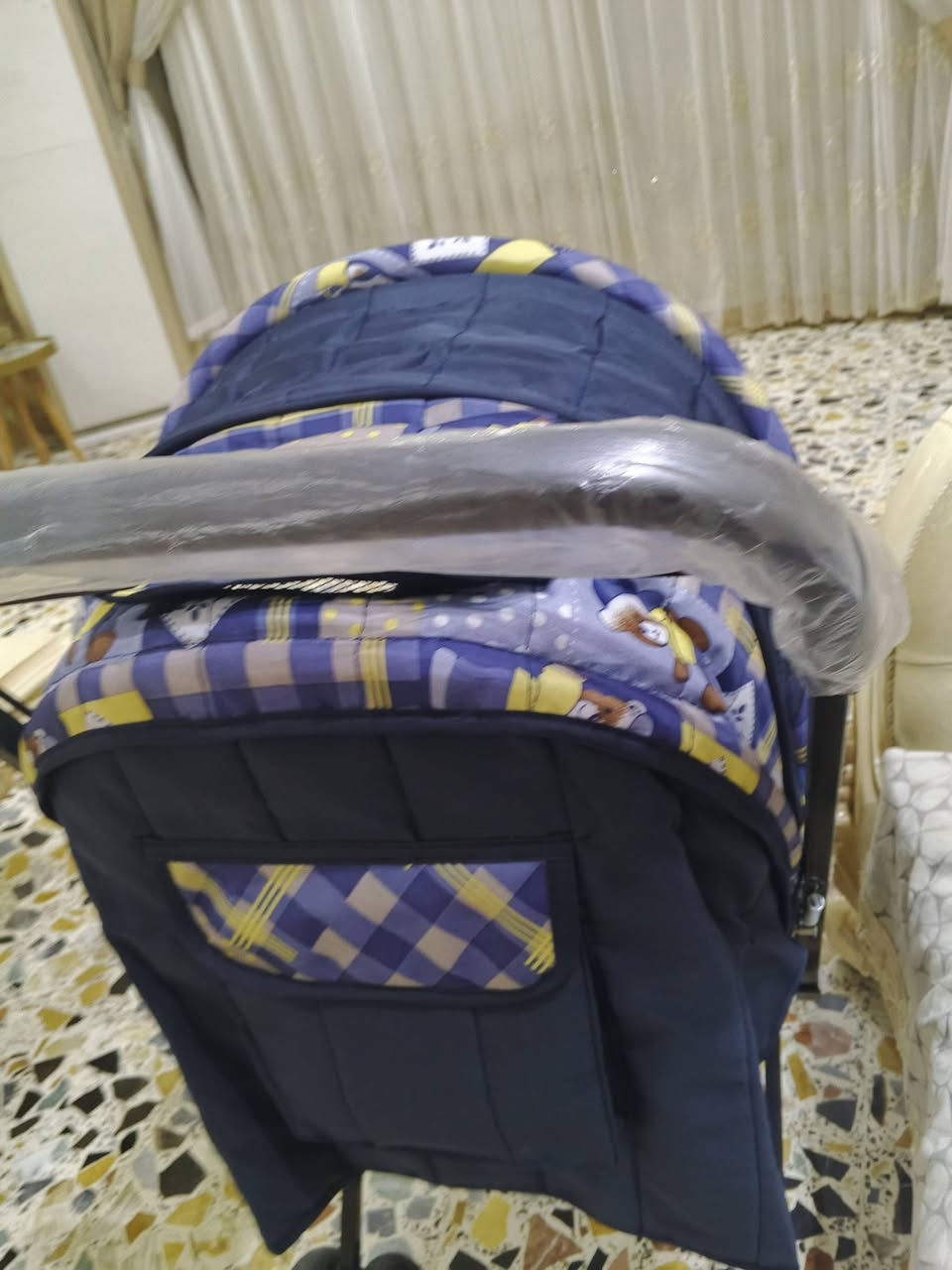 سلام عليكم للبيع عربانه جديده مستخدمه شي قليل ***********
