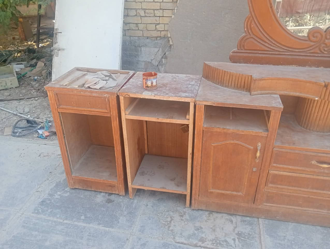 سلام عليكم جمعه مباركة عليكم أن شاء الله اخوان عندي ميز تواليت عوزه جرارات سعر 10 زاويه عدد 2الوحده 5000الف كلهن ب20الف المكان بغداد فلكت حي نصر تواصل عل وتساب ***********
