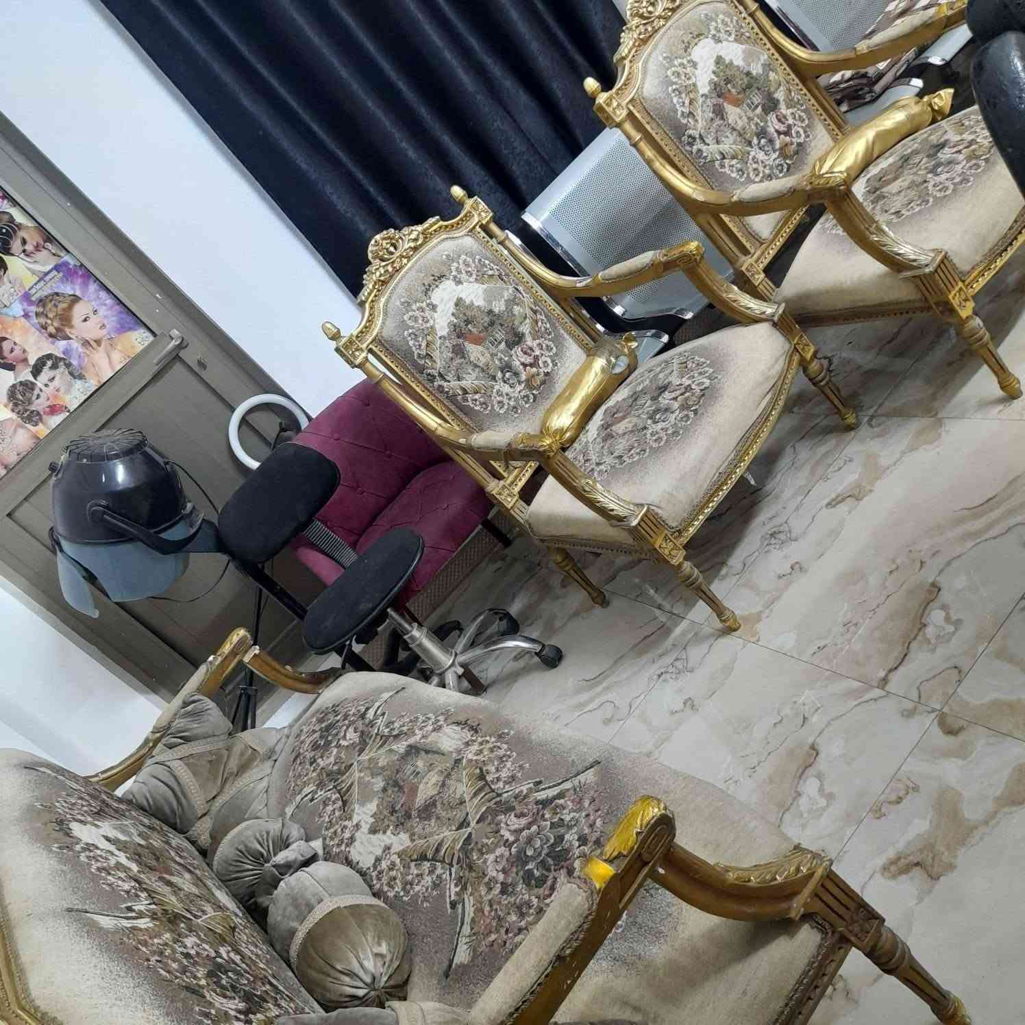 اغراض صالون للبيع.. الاعظميه سبع ابكار ***********
