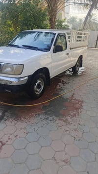 بيك اب نيسان • ٢٠٠٢ • كربلاء