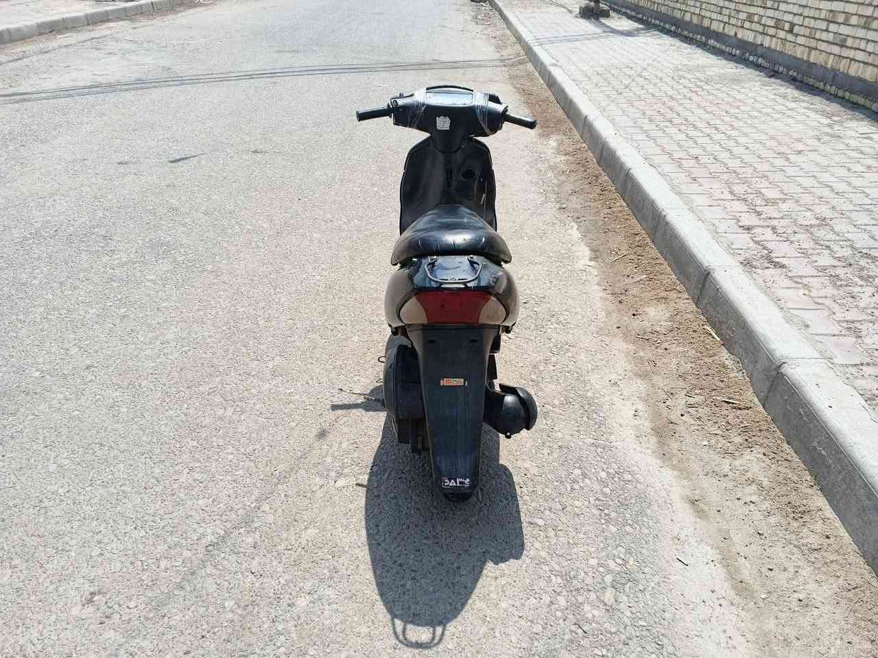 سلام عليكم شباب ساسوكي رياضي للبيع دراجه حلوه وخير من يم الله نكره سلف لايت ثلجي كل الغراض بيهه تفصيخ اصلي شادلهه كابريته تفصيخ سلف تفصيخ عقل تفصيخ صلنصه ام الكاتم الصليه كله بيهه تفصيخ اصلليي مكاني ميسان المجر الكبير السعر 250 وبيهه مجال اتصال واني خادم ***********
