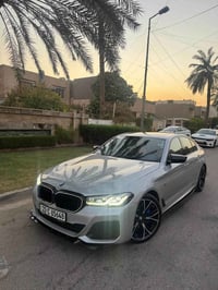 بي إم دبليو ٥٣٠i • M بكج اصلي • ٦٨ ألف ميل