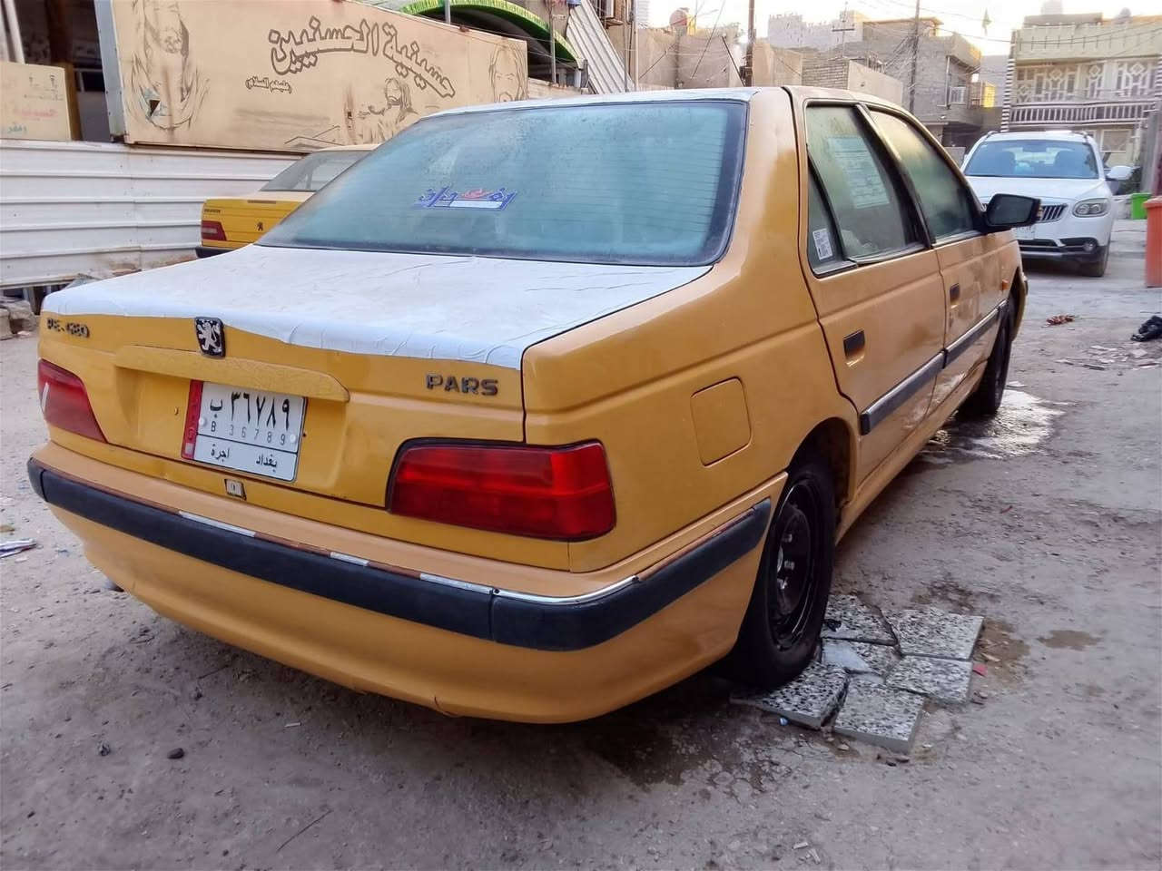 سلام عليكم بيجو بارص البيع موديل 2011مكينه كير حداديه تخم تاير تبريد ثلج مصفره هيه وغرامات تحويل ثاني يوم شرط حله من الصور سعر 30وبيهه مجال مكاني بغداد ***********
