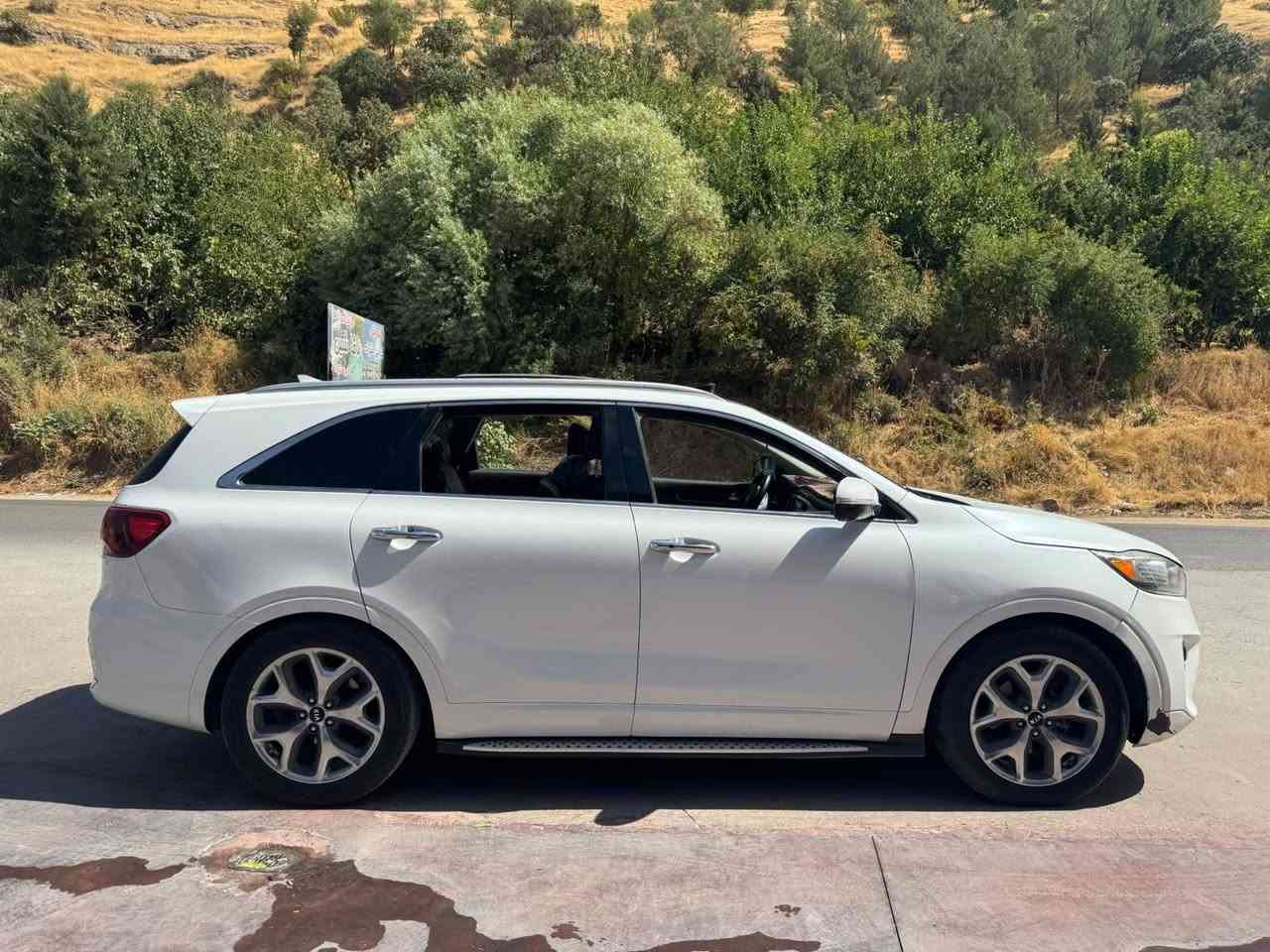 🚘 للبيع سورنتو 2020 SX فول مواصفات

🔹 وارد أمريكي 🇺🇸
🔹 6 سلندر
🔹 ماشية 72 ألف ميل
🔹  معروفه  ال SX فول مواصفات
🔹 الحادثة جاملق وبنيد فقط
🔹 السيارة جديدة جداً ونظيفة
🔹 منظومة تبريد حديده وممتازة ❄️
🔹 السيارة جاهزة للاستخدام وما تحتاج صرف الف ديناى

💰 السعر: 200 ورقة
🔸 بيه مجال بسيط 

📍 مكان السيارة: كربلاء

للاستفسار والتواصل، مراسلة خاص.

*********** كربلاء, العراق
