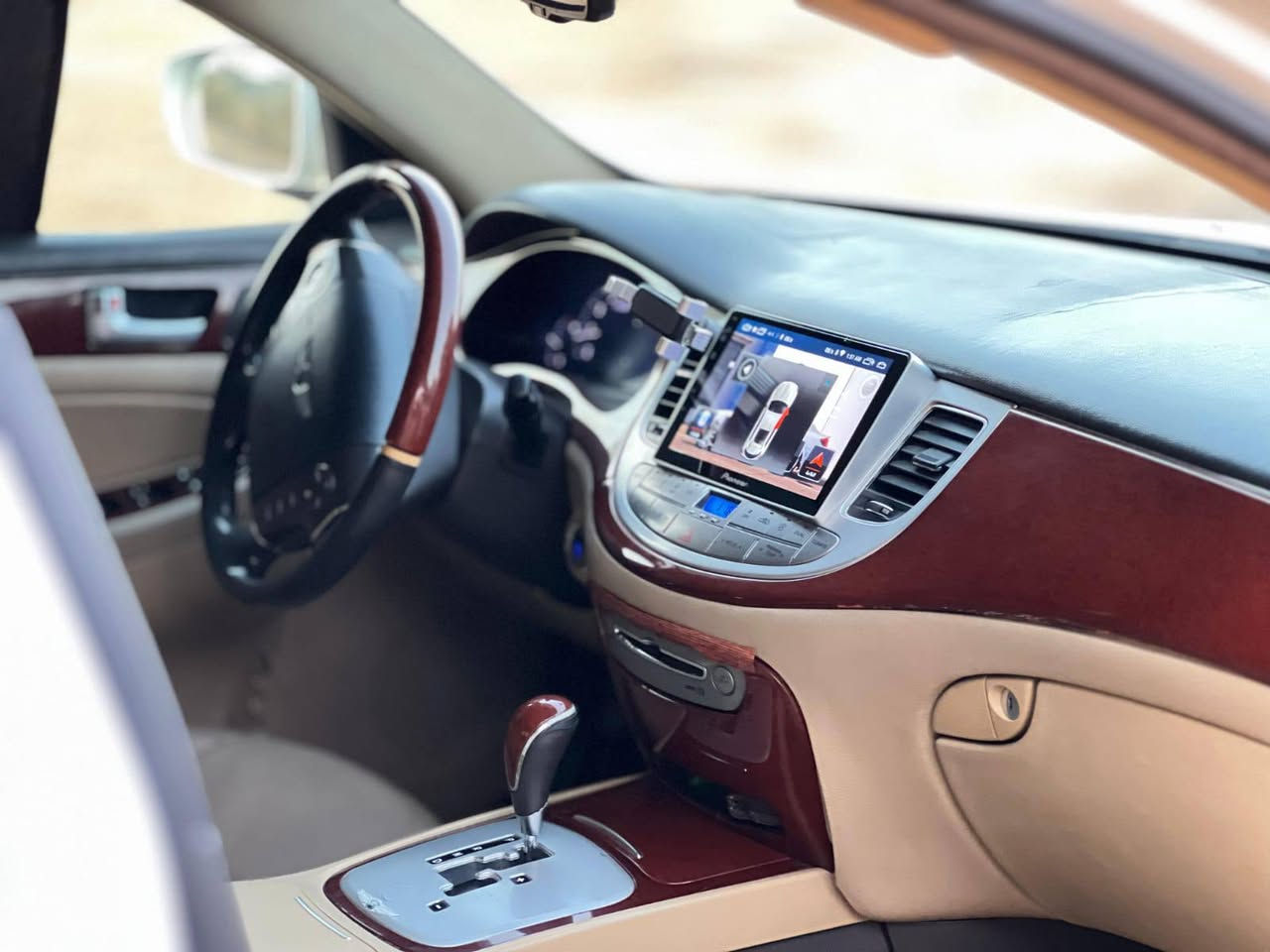 هونداي. جينسس. موديل 14 خليجي فول مواصفات  جديده جدآ  مال بيت 
لون
 ابيض صدفي رقم شمالي   تريد وكاله   تريد مداور.
 حاضر  اني
فتحت سقف
بصمه تشغيل
بصمة ابواب 
بصمه جنطه
فول تحكم ستيرن 
كاميرا  دواره 
شاشه جبيره 
برده خلفيه 
جام مدبل عزل تام للصوت
جام اوتو 
حساسات خلفيه اماميه 
داخل بيجي مطعم بصاج
 كير و محرك 
وحداديه  مكفولات 
محرك   جديد  كفاله  
تبريد ثلج  3 قطع 
 كير  جديد كفاله 
4 تايرات جدد قبل 8 شهر شادهن
ويل كادينزا  19 
باتري جديد
حداديه  اماميه خلفيه كله جديده صار 3شهر مبدلها
 جميع  بلكات  اصلي وكاله 
 حساس كرنك جديد.وكاله 
فيتبم جديد. وكاله 
ادامه كامله لمنظومة الوقود والمجول والحساسات 
ماي راديتر زيتي امريكي 
لايت زنون عالي ناصي 
 الخلفي led 
صرف وقود جدا قليل حالها حال ال4سلندر 
ترايك 200 من بصره لا ربيل 
سيارة جاهزة ع اخر حبه 
ع ايد وحده 
مال بيت بالخير ع الياخذها 
❤️سونار مرفق بالصور 
السعر 133 وبيها مجال قليل 
المكان السماوة
‏‪***********‬‏
مكلف ب النشر اتصل ع الرقم 
--------------
