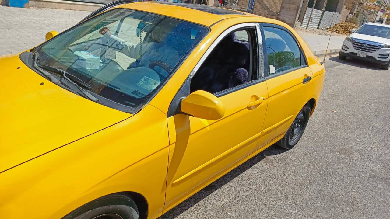 للبيع سبكترا وارد امريكي موديل 2009 حادثة باب بدون تبديل السيارة ليبل واحد صبغ جديد تبريد شغال كهربائيات كاملة مكينة + گير مكفولات 
حدادية 70% رقم كربلاء بأسمي 
مكان السيارة كربلاء المقدسة حي السلام
السعر 72 وبي مجال 
*********** كربلاء, العراق
