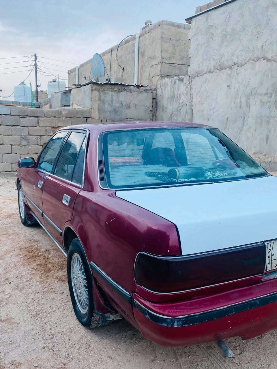 السلام عليكم
كروسيد ايسر ابلاد للبيع موديل 1991مشروع وطني مكفولة من الكصه ونقل حداديه 90%مكينه وكير ونجي السعر 37بيه مجال لحك جيه العنوان البصره سفوان 
رقم الهاتف ***********
