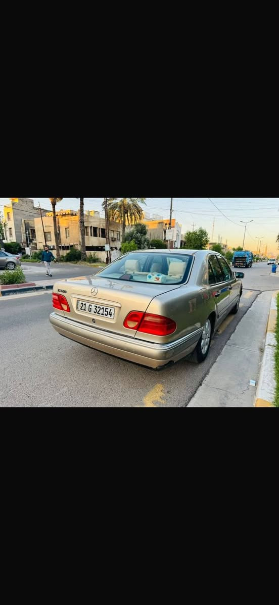 مارسيدس ام عيون موديل 1996
للبيع او المراوس حسب القناعه 

سيارة صبغ عام جماليه اثر جراد  كفاله من الكلبه والكص 

مكينة وكير جدد وخير من الله 
كهربائيات كلها شغالة 
داخل عسلي 

كيجات كلها شغالة 

جام كله يصعد وينزل 

سيارة مال جناي 
تبريد ثلج 

رقم انكليزي دولي سليمانيه 

 سنويه جديده تريد  تحويل  تريد وكاله 

السعر:   75 وبيها مجال بسيط 

العنوان : بغداد الكرخ حي العدل 

للاتصال *********** متواجد اتصال أو  واتس اب
