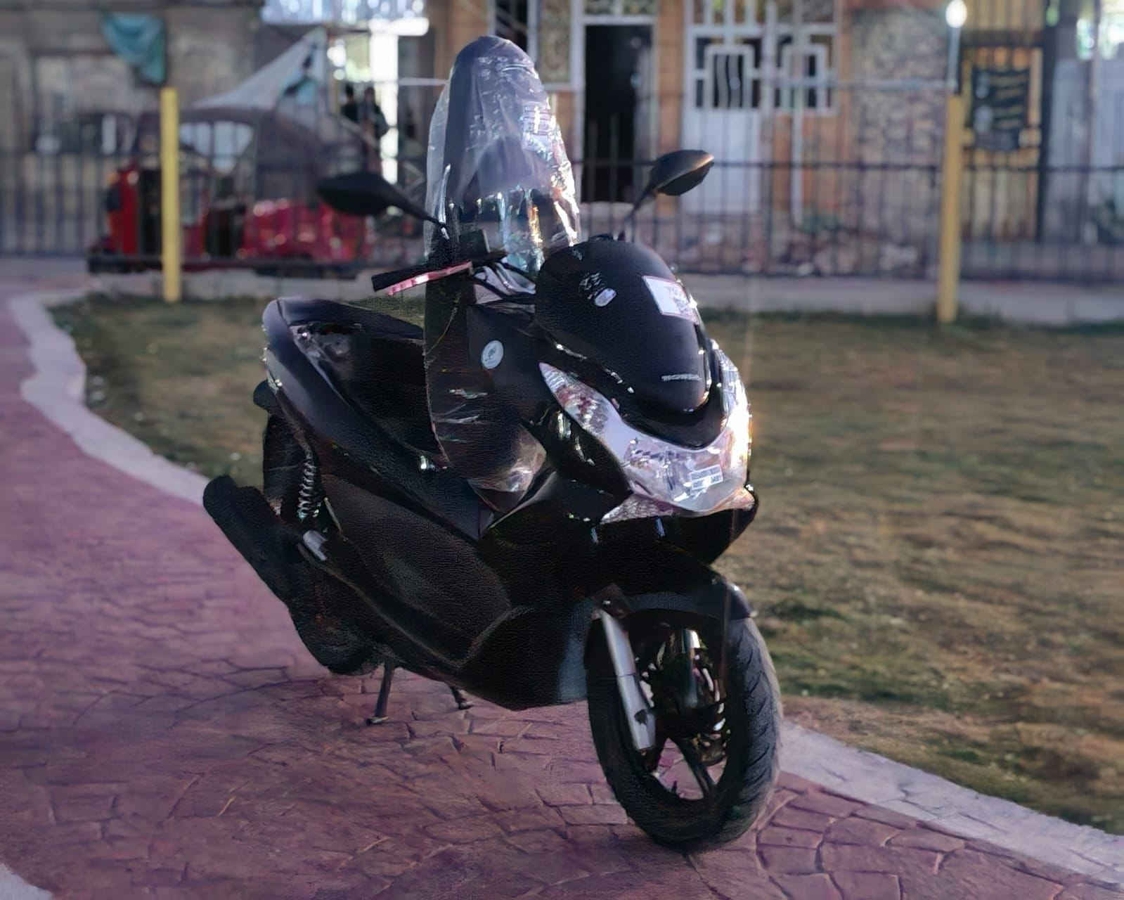 سلام عليكم....
دراجة (PSX)...(جيل الاول)  
🛵للبيع  
دراجة شلعه معدل كهربائيات كلهه شغاله 
دراجة جديده  بلادية
أي نقص مابيهة
جيب فيتر وتعال افحص
العنوان بغداد مدينه الصدر قرب مطعم ليمونة🍋 الاستفسار الاتصال على الرقم 📞 ***********
