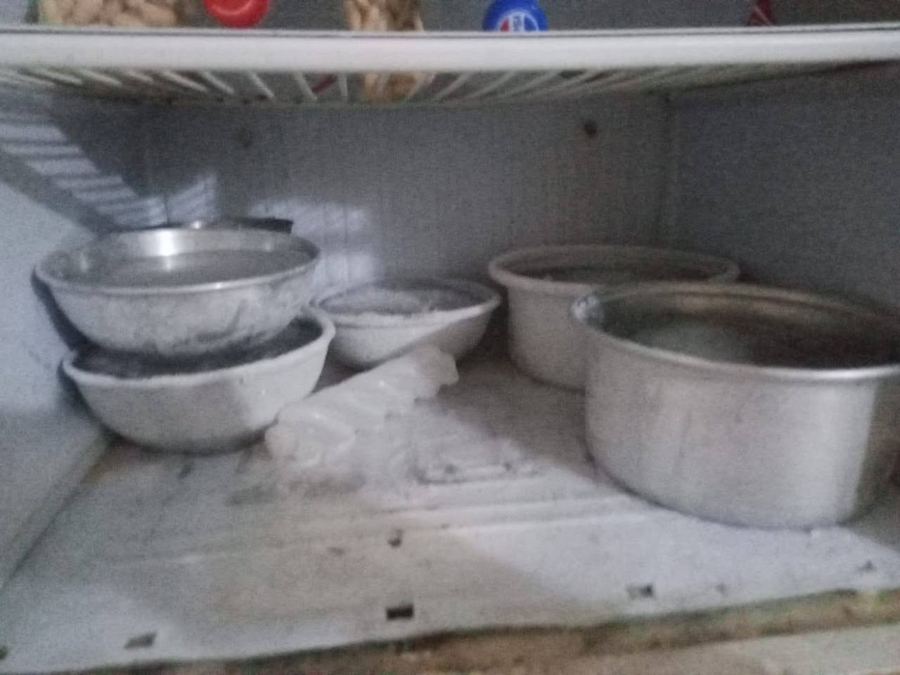 ثلاجه البيع السعر 175بيها مجال ***********
