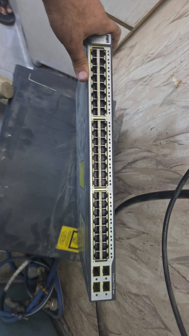 اجهزه انترنت للبيع بسعر رخيص
'---------___________________--------------------------
1009 puls 
Sfp 1g
Sfp 10g
مفحوص كل الايثرات 
مرست وكامل 
للبيع 
السعر ٤٩٥ مع التوصيل
________________________________________
1009 puls 
Sfp مقطوع 
Sfp 10g
مفحوص كل الايثرات 
مرست وكامل 
للبيع 
السعر ٣٠٥ مع التوصيل
________________________________________
نت بور 16 بورت 
نضيف استعمال قليل 
شرط النظافه والشغل 
بسعر ٢٥٥ مع التوصيل  
________________________________________
٤٠١١ عدد 3
  مرست  ومفحوص  وجاهز 
للبيع 
سعر القطعه مع التوصيل ٢١٠ 
________________________________________
٣٠١١ عدد ٢ 
مرست وكامل 
للبيع
 السعر مع التوصيل القطعه ١٦٠ 
________________________________________
٢٠١١ عدد ٣ شغلات وكاملات 
للبيع مع التوصيل سعر القطعه ٧٠ 
________________________________________
سسكوات للبيع 2960g 
24 port 1g
2sfp 
2 port 1g
عدد ٢ 
سعر القطعه ٩٥ مع التوصيل 
________________________________________
نانوات باور بيم M2  فول نضافه 
عدد ٢ 
للبيع 
بسعر ١١٠ مع التوصيل 
________________________________________
سكاتر عدد ٤ ubnt
مع روكت عدد ٤ xm 
سعر القطعه ٩٠ مع التوصيل 
________________________________________
سكاتر عدد ١٠ ubnt 
مع ٩١٢ 5g 
للبيع 
سعر القطعه ٨٠ مع التوصيل 
________________________________________
سكاتر عدد ١٠ ubnt 
مع روكت xw 
للبيع 
سعر القطعه مع التوصيل ١٤٠ الف 
________________________________________
ملاحضه جميع الاجهزه مفحوص وكامل ومرسته 
ونضيفه 
للاستفسار خاص 
اول الاتصال عل الرقم ***********
