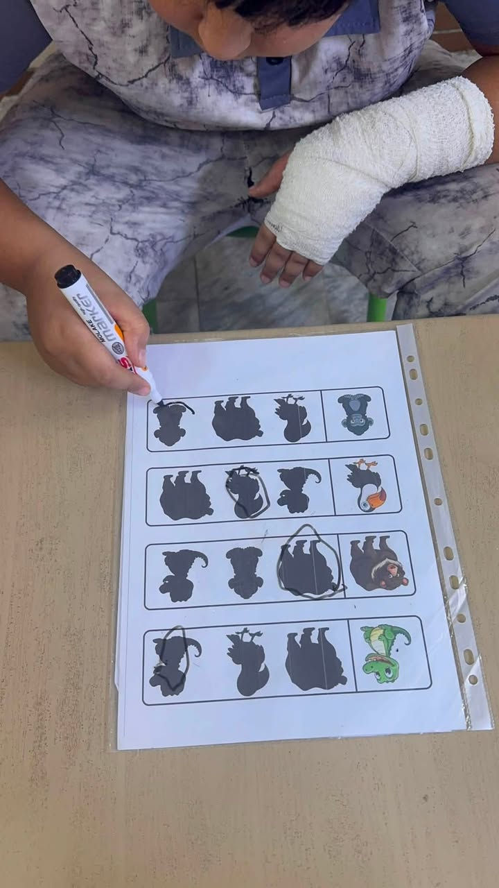 ✨إعلان تسجيل الأطفال في أكاديمية أغاريد ✨

نفتح أبوابنا لاستقبال أطفالنا الأعزاء 🤍
ونسعى مع كل طفل إلى اكتشاف قدراته وتنمية مهاراته بخطة تدريبية تناسب حالته واحتياجاته.

📌 برامج تدريبية متخصصة لـ:
🧩 أطفال طيف التوحد
🗣️ اضطرابات النطق والكلام
📚 صعوبات وبطء التعلم
🎯 تشتت الانتباه وضعف التركيز
⚡ فرط الحركة والاضطرابات السلوكية
🤝 تنمية التواصل والمهارات الاجتماعية والأكاديمية

✨ التدريب الفردي… لأن لكل طفل قدراته واحتياجاته الخاصة.

🎉 كما نحرص على تقديم أجواء ممتعة ومميزة للأطفال من خلال:
🕌 حفلات دينية ومناسبات هادفة
🚌 سفرات ورحلات ترفيهية للأطفال
🎂 الاحتفال بأعياد ميلاد الأطفال وإدخال الفرح إلى قلوبهم

لا تنتظر حتى تتراكم الصعوبات؛ فالتدخل المبكر والتدريب المستمر يصنعان فرقًا كبيرًا. 🌱

📞 للتسجيل والاستفسار: تواصلوا معنا عبر رسائل الصفحة.
اوعلى رقم واتساب***********

أكاديمية أغاريد… نرافق طفلك خطوة بخطوة نحو الأفضل 🌹
