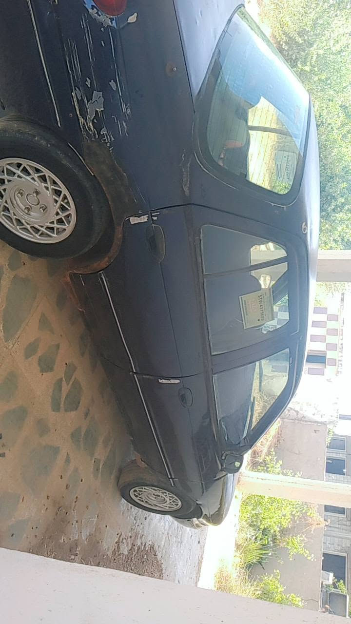 كيا سيفيا للبيع موديل 94سنويه لحد سنة30هزه جديد مكينه كير خير من الله صدر جيد جام شغال لايت زنون 
تايرات نص عمر كيجات الاربعه يشتغلن تبريد فقط وكف عندي كمبريسر سياره مال بيت متعبك بس بانزين ودهن  بريك دسكات جدد بدلتهم سياره شرط تحويل سعر 25ومجال واتساب ***********
