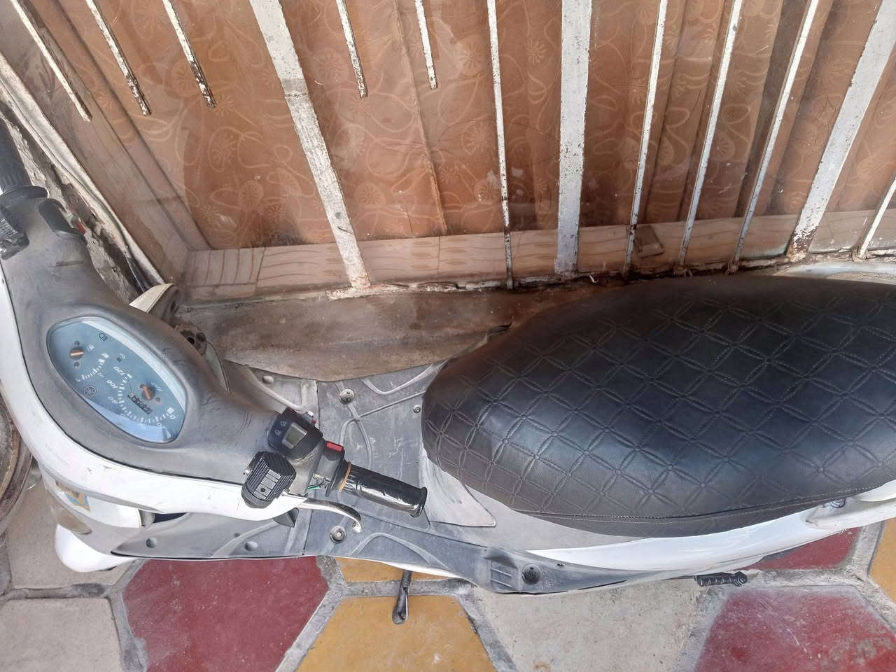 ماكس منغولي للبيع بيه نواقص بصيطه مكينه خير من الله شلعه ومعدل تاكل الكاع مفتوحه ولفات بريك خلفي امامي هندر واحد  شغال قفل جنطه قفل سكان شغال دراجه عوزه ترتيب شراي تصل مكان ناصريه مركز ***********

