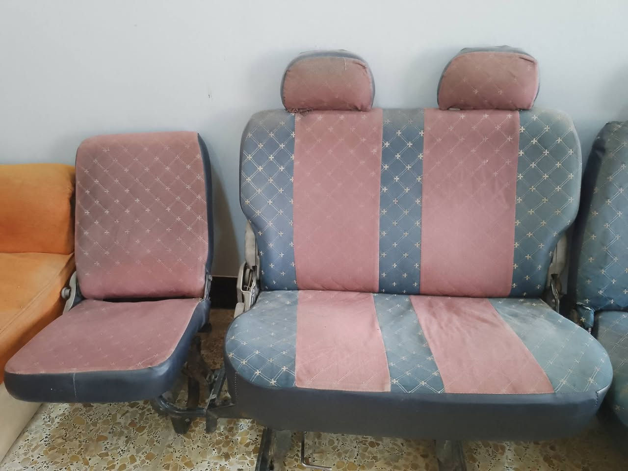 السلام عليكم تيشنات للبيع جدد مال بريجو كبوت مال 14 نفر غرفه كامله نظيفه المكان فلوجه ***********
*********** السعر 550 فيها مجال الطيبين نوت نظاف
