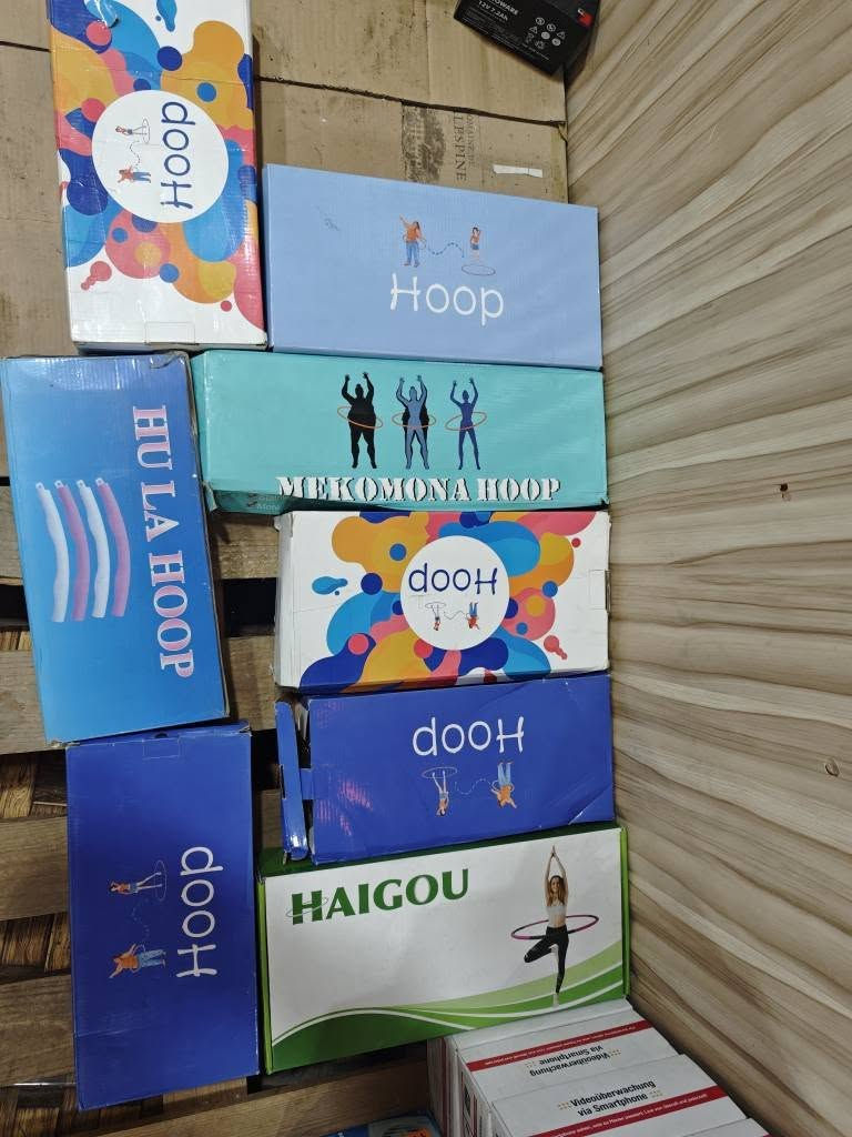 بابەتی ئەمازۆن
چەندین بابەتی جیاوازی تێدایە هەمووی مەزبووت و بێ عەیب و لۆکن عەدەدێکی زۆر هەمووی بەیەکەوە ئەفرۆشم و چەندین بابەتی جیاوازی تێدایە و ٤ عەلاگەی گەورە شتی وردی تیایە،٢ کارتۆن عاتڵیشم هەیە هەمووی شتی جوان ئەوانیش ئەفرۆشم 
بۆ نرخ نامە بنێرن
ژ*********** السليمانية, العراق

