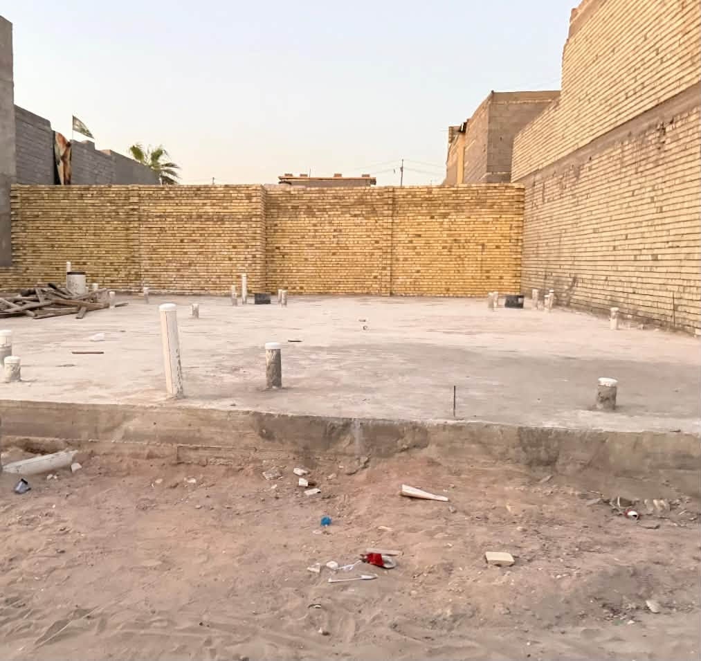 قطعتين للبيع نفس المساحة / الواجهة ٣،٧٥ ونزال ١٦ المساحة الكلية ٦٠ م ( الموقع حي البساتين / السلام ) قريب جدا على الشارع العام / الاتصال ع هذا الرقم *********** 💐
