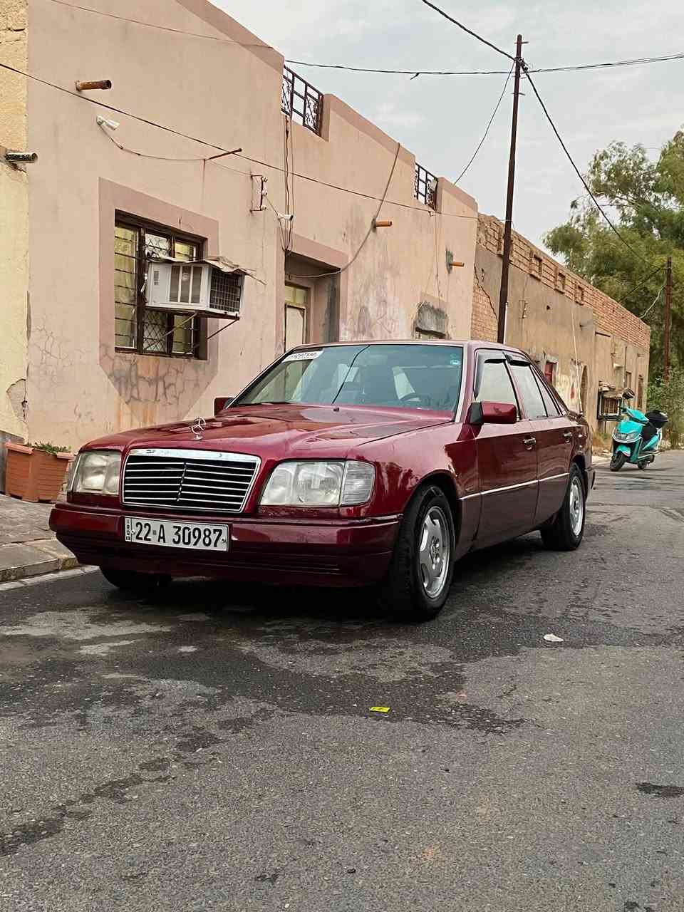 مارسدس دب بيبي موديل 1990    #سعرهه55
كير ومحرك بطه 3000VVT اب شرط لا صرف لا بخار 
سنويه لل2030  رقمهه اربيل بسمي  كهربائيات كلهه شغاله بيهه منضومه مال زنون جديد شتيته شاشه جبيره مال GMC  شادلهه حداديه جديده غرفتهه فرو جديد دشبولهه كله تشتغل سياره جاهزه مكفوله من الخياس والضربه القويه سياره مصبوغه للجماليه فقط  سياره مال جناي مكانهه ديالى ناحيه السعديه للستفسار اكثر اتصل ***********
