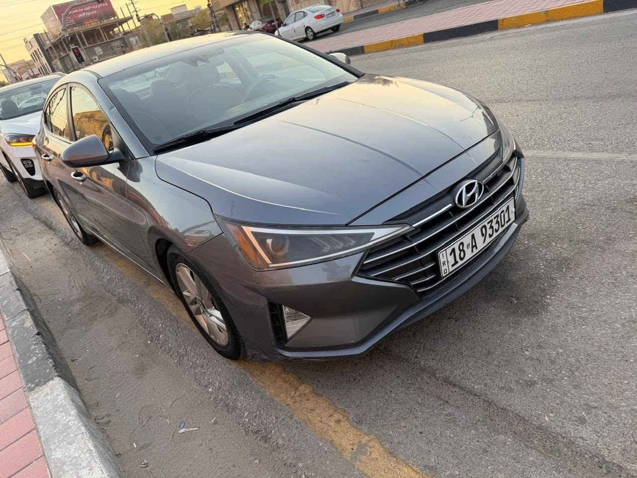 سلام عليكم النترا مديل ٢٠١٩ رقم بابل باسمي السياره جديده بمعنى الكلمه مواصفات نص فول حادثه قبق جنطه والبنيد سرقه بجم كبس مكينه كير تبريد خير من الله حداديه نضيفه تخم تاير السياره مالت جناي تحويل مباشر عنوان السياره كربلاء رقم موبايل *********** السعر ١٢٣ وبيه مجال حك الجيه
