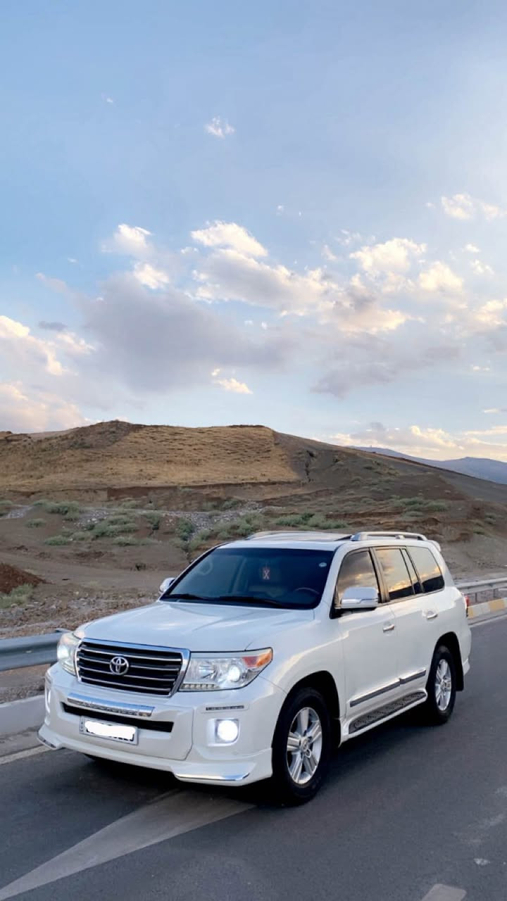 وەنەوشە 2013 V6 برێمی دەرەجە یەك
وەنەوشە فول مواسەفاتی برێمی بەسمە شغال ٢ بەسمە بیلادی کوشین جلد کوشین کارەبا ٨ ارباگ حەساس پشت و پێش شاشە کامیرە لیدی دەحامی بیلادی سلایت تەبرید مەرکەزی سوکان ڤۆڵیۆم ٤ تایە و ویلی Dounlop بیلادی سپێری دا نەبەزییە 
١٧٠ هەزار حقیقی ڕۆیشتییە 
سەیارەکە بێ سبوغە ٢ جێ تعدیلی هەیە
گێڕ و مەکینە بە شەرت نەکرایتەوە
هەززە و سەنەوی نوێیە بە ناوی خۆمە
*********** أربيل, العراق
