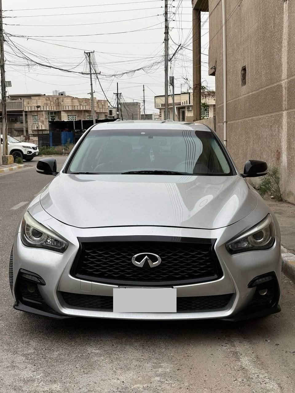 انفنتي q50 
الموديل 2019 
 
المحرك 3000 تون تيربو 

رقم بغداد بأسمي
السيارح حادثها بأمريكا جاملغ خلفي و باب خلفي و باب السايق

و بالعراق اني صبغتها صفحتين بدون صندوك و بنيد أبيع صبغ حزام اثر شخوط و الصور موجوده قبل الصبغ يعني بدون معجون
داخل السياره جديد كلش 
السعر / 125 ورقه و بيها مجال

📱- ***********
