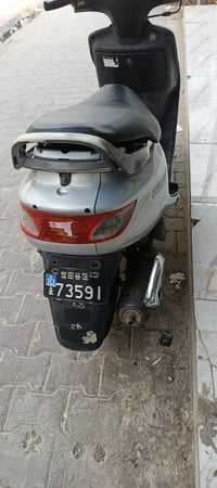 فراشة • جديدة • كهربايات شغالة