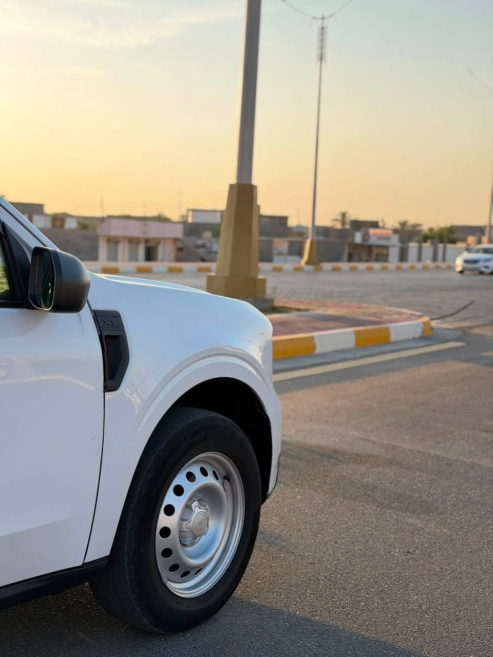 سلام عليكم
فور. مافرك موديل 2024 هايبرد مكينه 2500
حادث خفيف فقط جاملغ وحافه بنيد بارد
بدون دواخل واجه بيه كلير من امريكا البابتين فقط كليل بدون قطره معجون
سياره جديده 
رقم بغداد تحويل ثاني يوم 
السعر 173ورقه 
مكان سياره الرمادي ***********
