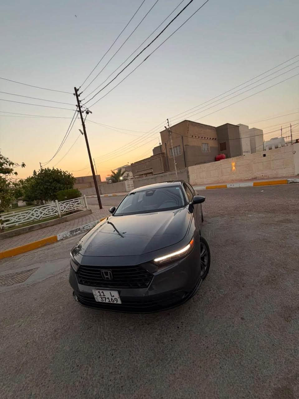 السلام عليكم للبيع هوندا اكورد هايبرد

موديل 2024 رقم بغداد الدولي بأسمي فئة EXL مواصفات: مكينة 4 سلندر 2000 فتحه سقف / رادارات أمامية وخلفية وجانبيه/ كراسي كهربائية / تشغيل عن بعد/ فول تحكم ستيرن/ تحديد مسار /سايد بريك كهرباء / مقاعد أمامية تدفئة فقط /إشارة مراية جانبية / ذاكرة خزن ميموري لكرسي السائق / غرفة السيارة جلد اصلي /شفتات ستيرن للتحكم بالكير العادي
بجم كبس
الضرر: جاملق وباب سايق ايرباك برده فقط ومرجعات ابلادي نفس لون قطع نفس الون 
السعر 210
مامتواجد ع الفيس 
الرقم ***********

نص مكتوب في الصور:
- 76 9:06 bid.cars Similar archival offers You are watching archived offer. Auction ended on Friday, October 10, 2025. Friday, October 10, 2025 12 Photos 360 360° Bidding Vehicle information Final bid
- 76 9:06 bid.cars 8 / 13
- 76 9:06 bid.cars 5 / 13 1:1
- 76 9:06 bid.cars 1 / 13