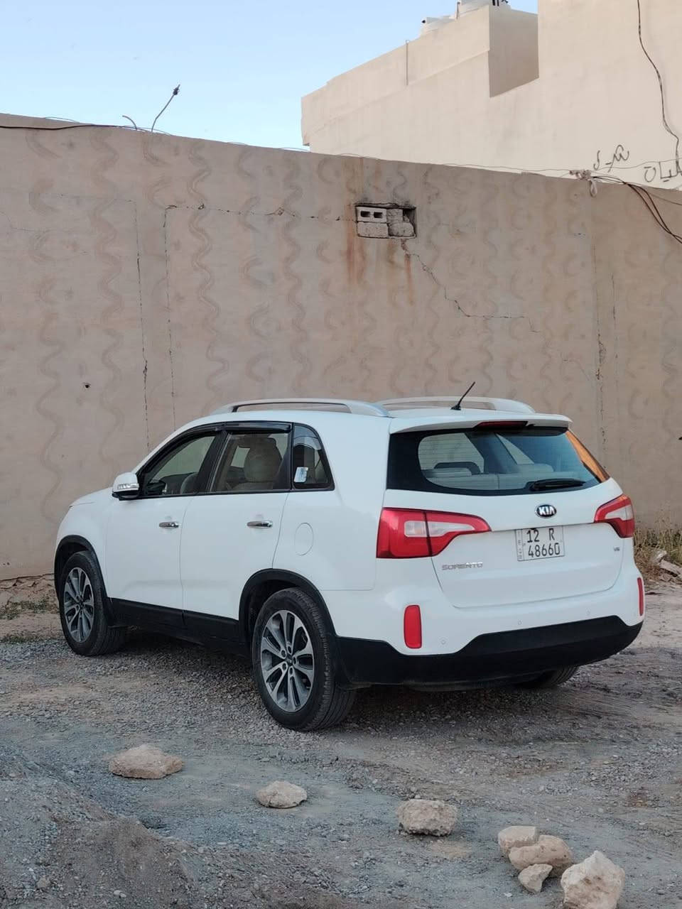 سورنتو 14محرك 6سقف بانوراما رقم نينوى بأسمي سنويه جديده هزه جديده بدون صبغ بدون تبديل سيارة جديدة خير من الله للبيع او مراوس بمرزي 13وفوك ناصي نظيف وترهم بيع سعر 185بيه مجال..***********
