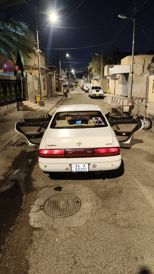 السلام عليكم. بطه متصل مديل 94 رقم إنكليزي بصره سنويه 31 تحويل ثاني يوم مكفوله من النقل جثه ومن الكص .. سعر 42 وبيها مجال.. واذا اكو مراوس بطه مارك بس شرط تبريد اراوس....كير ومكينه انضاف لاتبخير ولا تنقيص ولا تأخير نمره كهربائياتها شغاله كشنات كهرباء سستم صوت شاشه لمس غرفتها شرط نضيفه دشبولها زلق مابي شرط. باور شغال شرط اترايك 180 لا رجفه ولا شمره شاصيها مكفول. ومكفوله من الضربه القويه تايرات  انضاف حداده 80% بيها لايت زنون عالي ناصي مايتكابل السياره مال جناي مال بيت . نقص تبريد جان يشتغل وليك وعطل كمبريسر عاطل منضومه جديده ونقص فحمات سلف يأخر بالتشغيل ونقص كتف اشاير السياره مابيها اخياس اذا اكو محور بطه او مارك بس شرط تبريد اذا ماعندك تبريد لاتراسل ولاتكلي شبيها بعد السياره تعال وشوف بعينك عوزها شغلات بصيطه كلش  للتواصل واتساب واتصال *********** البصرة, العراق
